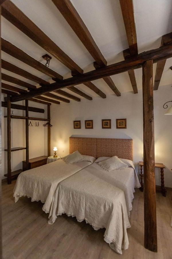 El Jardin Del Laurel Hotel Candelario Room photo