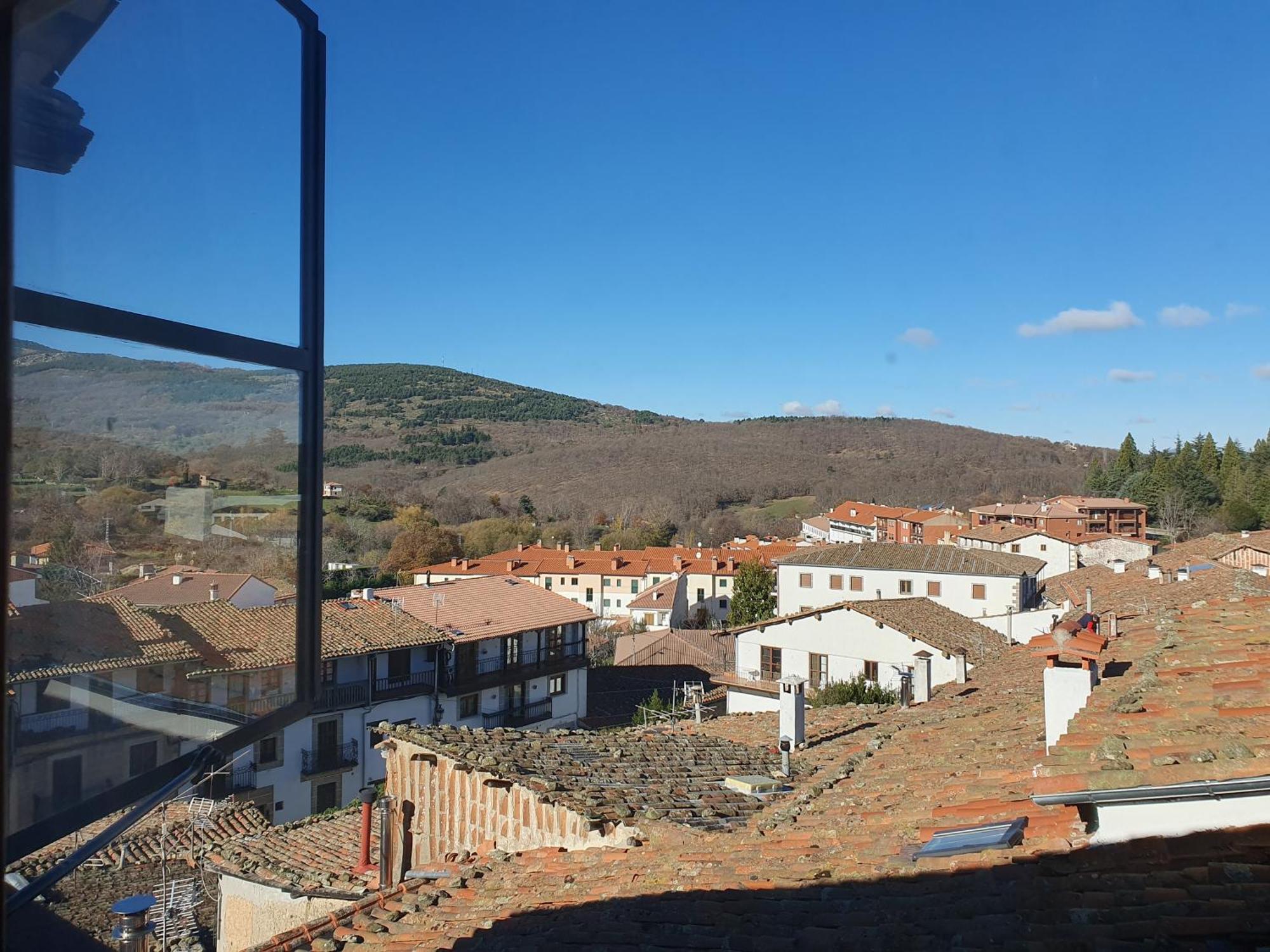 El Jardin Del Laurel Hotel Candelario Exterior photo